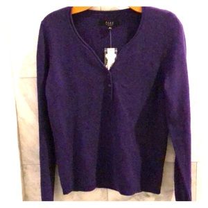 Women’s AlexMarie purple 100% cashmere sweater